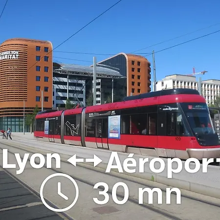 Cozy Retreat With Balcony - Lyon Partdieu Tgv, Rhonexpress Airport