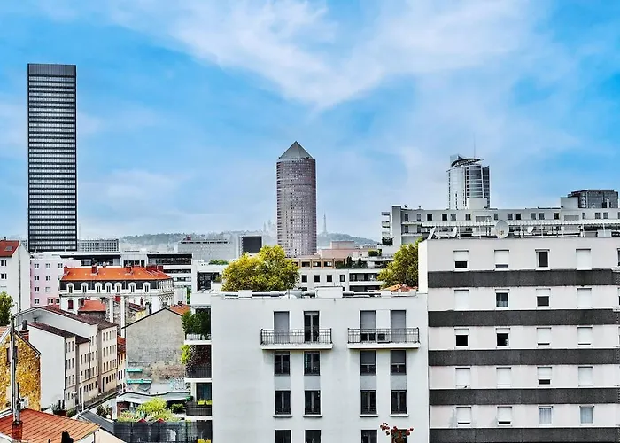 Cozy And Modern With View Appartement