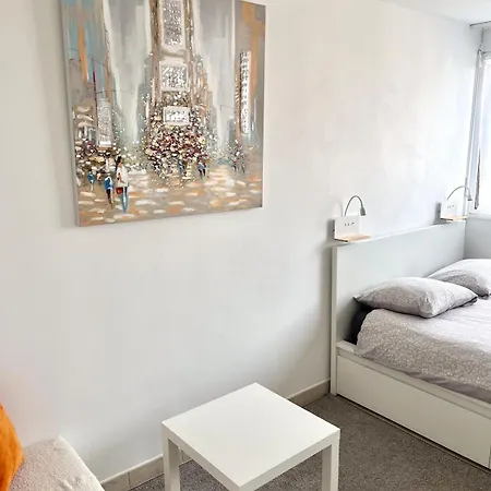 Cozy And Modern With View Διαμέρισμα