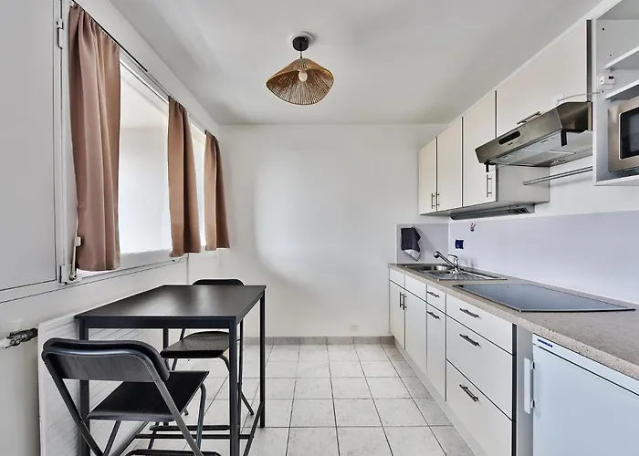 Cozy And Modern With View Appartement